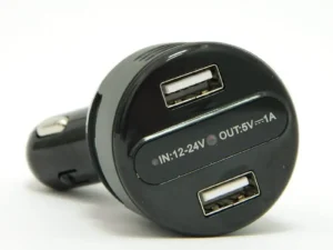 Telecamera spia in Caricabetteria cellulare auto